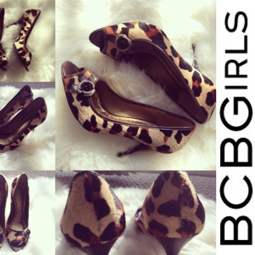 BCBGirls Calf Textured Peep-Toe Heel Sandals - 7